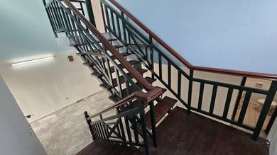 4R3B Duplex PENTHOUSE at Pelangi Court Link Ean Ann Meru Klang