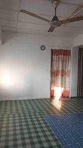 Danau kota flat , 700sf , 3r1b , Basic , block C , setapak