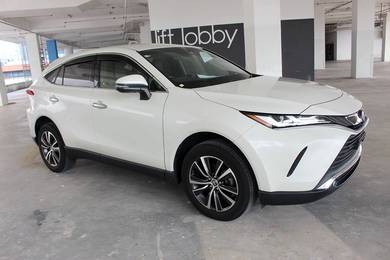 Toyota HARRIER 2.0 G - Rebate Up To 13k -