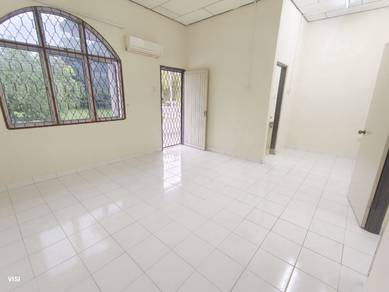 Ipoh Garden East Double Storey Partly Furnished For