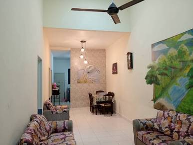 Single Storey Bandar Putera 2 @Klang  Partially Furnished For Rent