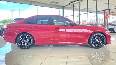 Bmw 330i M SPORT 2.0L (A)