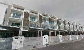 3 storey terrace at Ghee Hiang Garden