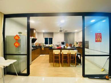 2.5Sty bungalow Land Fully Renovated At Tmn Bukit Indah Bentong