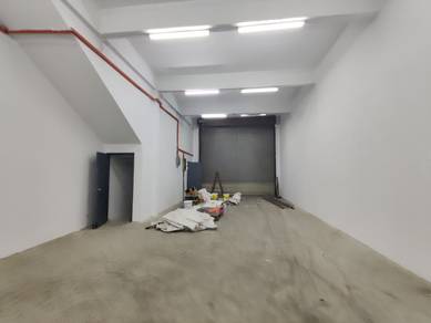 Taman Perindustrian Pandamaran Light Factory For Rent