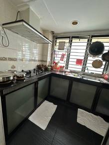Perling Rumah Taman Baiduri 2.5 Storey Renovated Johor House For Sale