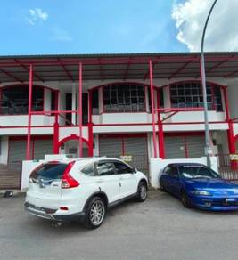 Below Market 3 Units in a Row Renovated 2½ Storey Shoplots For Sale ‼️
