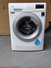 Front load washer inverter Electrotlux 8kg