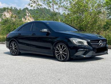 Mercedes Benz CLA200 (CBU) Local - PREMIUM