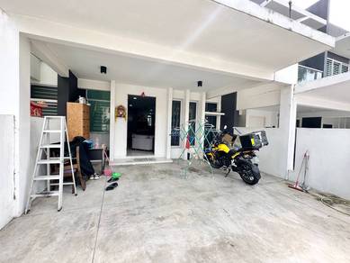Nice House Paragon 150 Taman LEP 6 @ Seri Kembangan