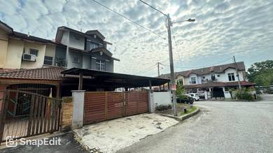 Renovated Corner Lot 2.5 Storey Saujana Damansara Petaling Jaya