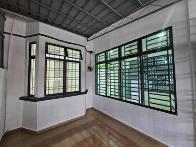 Untuk dijual TAMAN REKAMAS SIMPANG RENGGAM