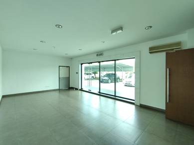3 Storey Office Block with lift for rent at Kampung Baru Balakong