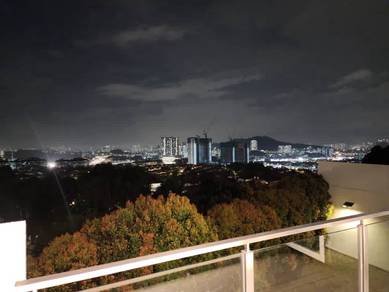 Fully renovated 4 storey bungalow In Bukit Segar For Sale