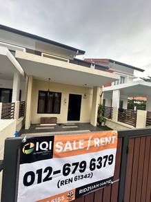 Intermediate Renovated Double Storey Alam Impian