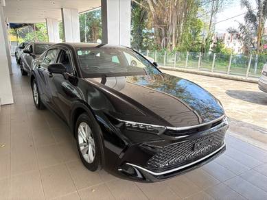 Toyota CROWN 2.4 CROSSOVER RS ADVANCED UNREG