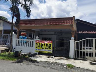 1 Storey Taman desa Semenyih ,22x75 ,facing Grassland,fully extended