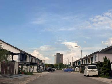 Elegant & Prime End Lot Double Storey Terrace for rent at Bdr Bkt Raja