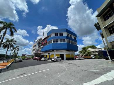 [Corner Unit] Lot Kedai 3 Tingkat Kamunting, Perak