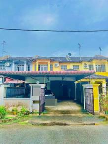 Taman Kota Jaya Kota Tinggi / Bumi lot / Renovated unit