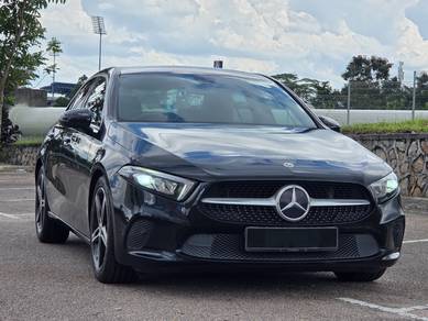 Mercedes Benz A200 SEDAN UNDER WARRANTY MERC!