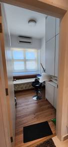 Peak Soho Seaview Fully furnished Stable Tenant for 6 years