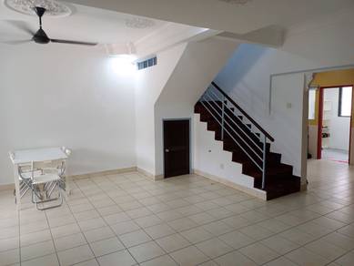 Non Bumi 2 Storey Link House For Sale In Subang Bestari, Shah Alam