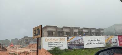 3.7 Acres Land taman Jenderam  Damai Dengkil selangor