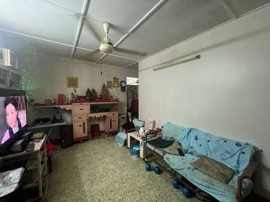 Desa jaya kepong, below market, good location, many units on hand