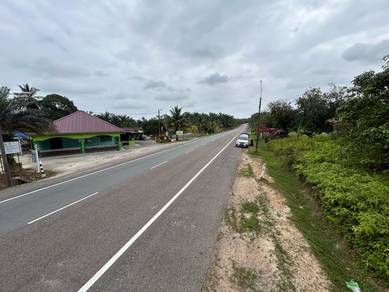 2 ekar tepi jalan mersing endah kg air tawar freehold non bumi