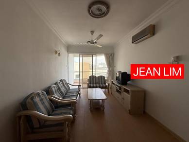 GURNEY PARK at Georgetown near Pulau Tikus good condition unit