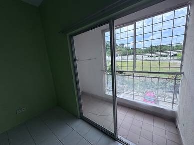 Resak apartment 3rd floor dash highway U10 shah alam