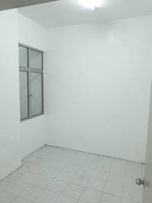 Batu Caves Centrepoint Shop Apartment Face Giant, Freehold, 1k Booking