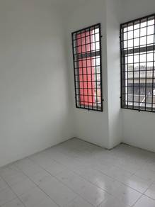 Batu Caves Centrepoint Shop Apartment Face Giant, Freehold, 1k Booking