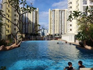 Condo For Sale at PV 13 Platinum Lake, near shops, school, park, mall