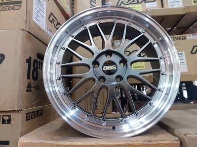 rim baru 18 BBS LMR GOLF MERCEDES VOXY ESTIMA