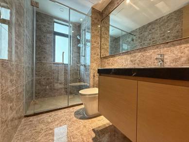 R&F Seine Region_Comfy Room for Rent