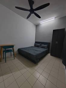 Setia Indah Middle Room For Rent (House)