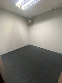 Room walking distance to MRT Cheras