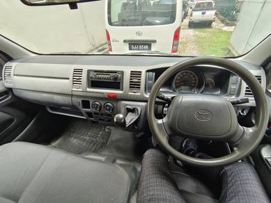 TOYOTA HIACE 2.5 (M) PANEL VAN tip top condit