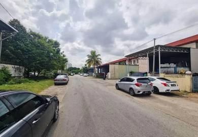 1.5 Storey Terrace Factory @ Taman Mount Austin