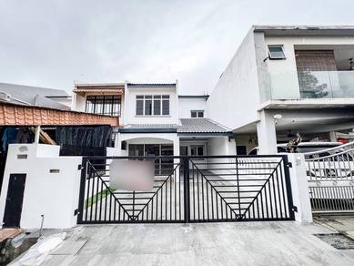 Refurbished 2 Storey House Taman Kinrara Seksyen 2, Puchong