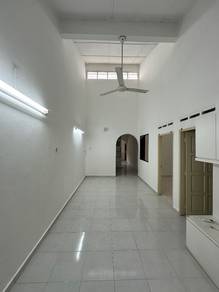 1 Storey House Bukit Baru 20x70 Walking distance Ayer Keroh Aeon Nice