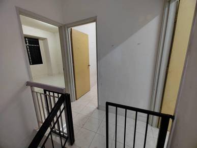 2-storey-Terraced-House-for-sale-Puncak-Alam-Selangor-3