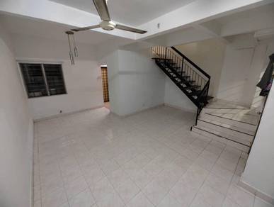 2-storey-Terraced-House-for-sale-Puncak-Alam-Selangor