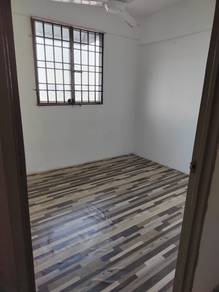 Krystal Heights Taman Island Glades 1 Fixed Car Park View to Offer