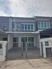 Aman Serenia, Bandar Serenia 43900, Sepang for sale 700k only