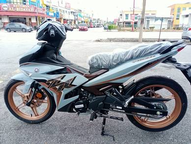 Yamaha Y15ZR SE