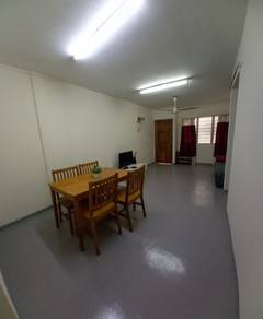 Flat Hijau Untuk Dijual