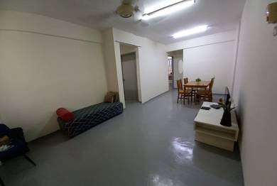 Flat Hijau Untuk Dijual